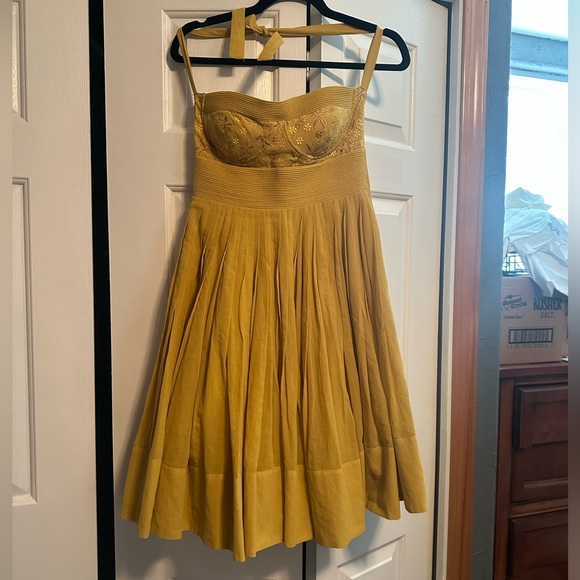 Anthropologie Dresses & Skirts - Anthropologie yellow halter dress